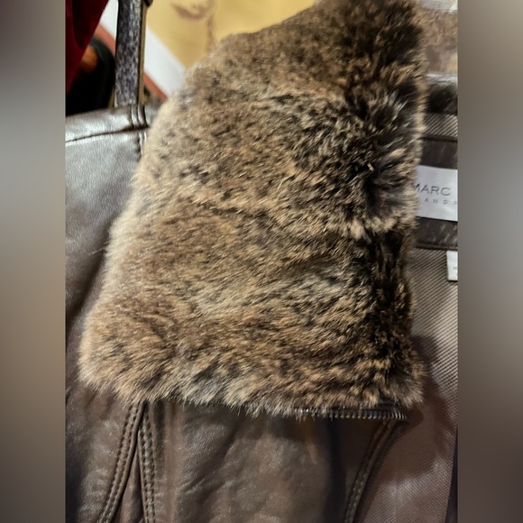 Women’s NWT Andrew Mark Fur And Leather Coco Brown Zipper Up Jacket Size Medium - Picture 8 of 13